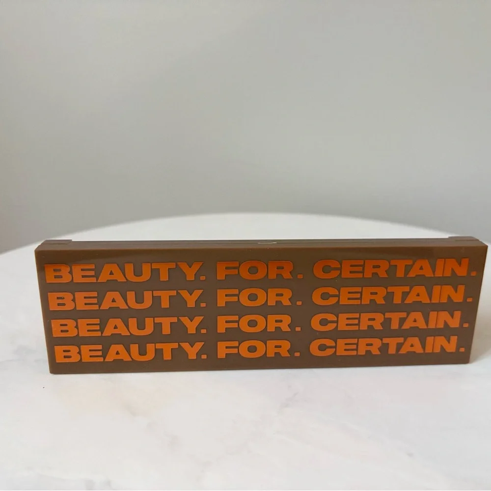 Beauty for Certain Soft To Sculpted Contour Palette